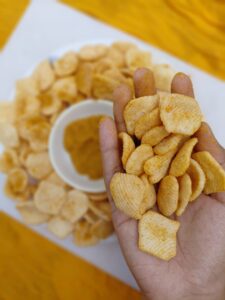 টেস্টি চিপস অ্যান্ড ক্র্যাকার্স ১ কেজি